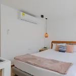 Lux Beach House, Aldaba Selection