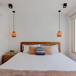 Lux Beach House, Aldaba Selection