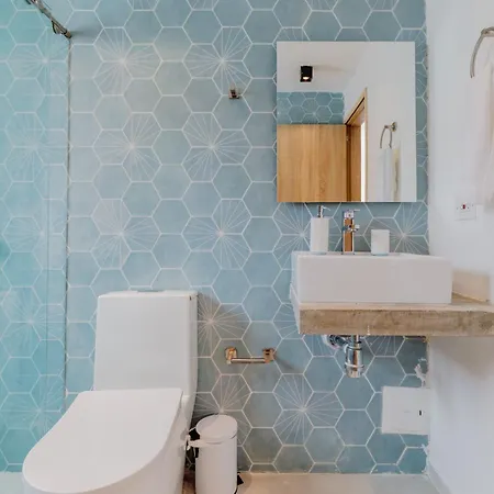 Lux House, Aldaba Selection
