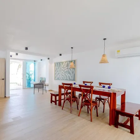 Lux House, Aldaba Selection * Cartagena