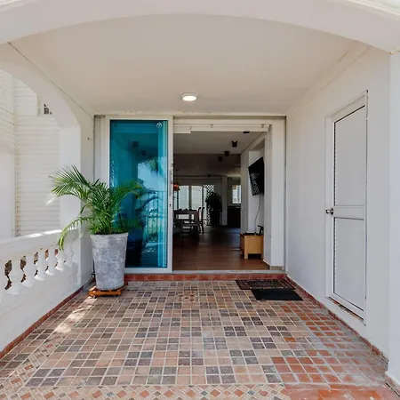 Lux House, Aldaba Selection Villa *