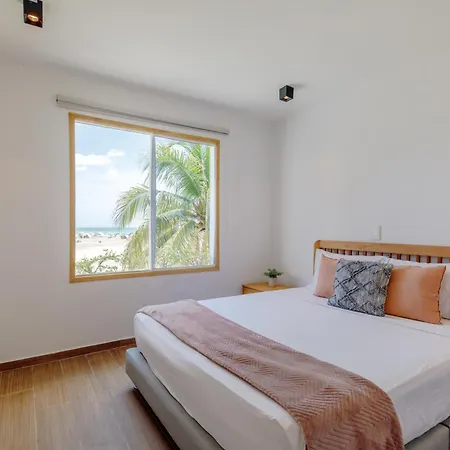 Lux House, Aldaba Selection * Cartagena