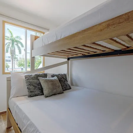 Lux House, Aldaba Selection Villa
