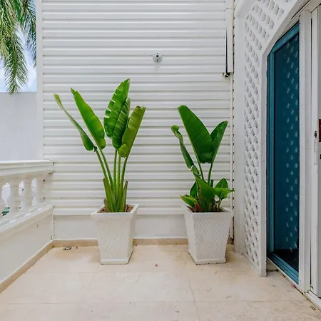 Lux House, Aldaba Selection Villa
