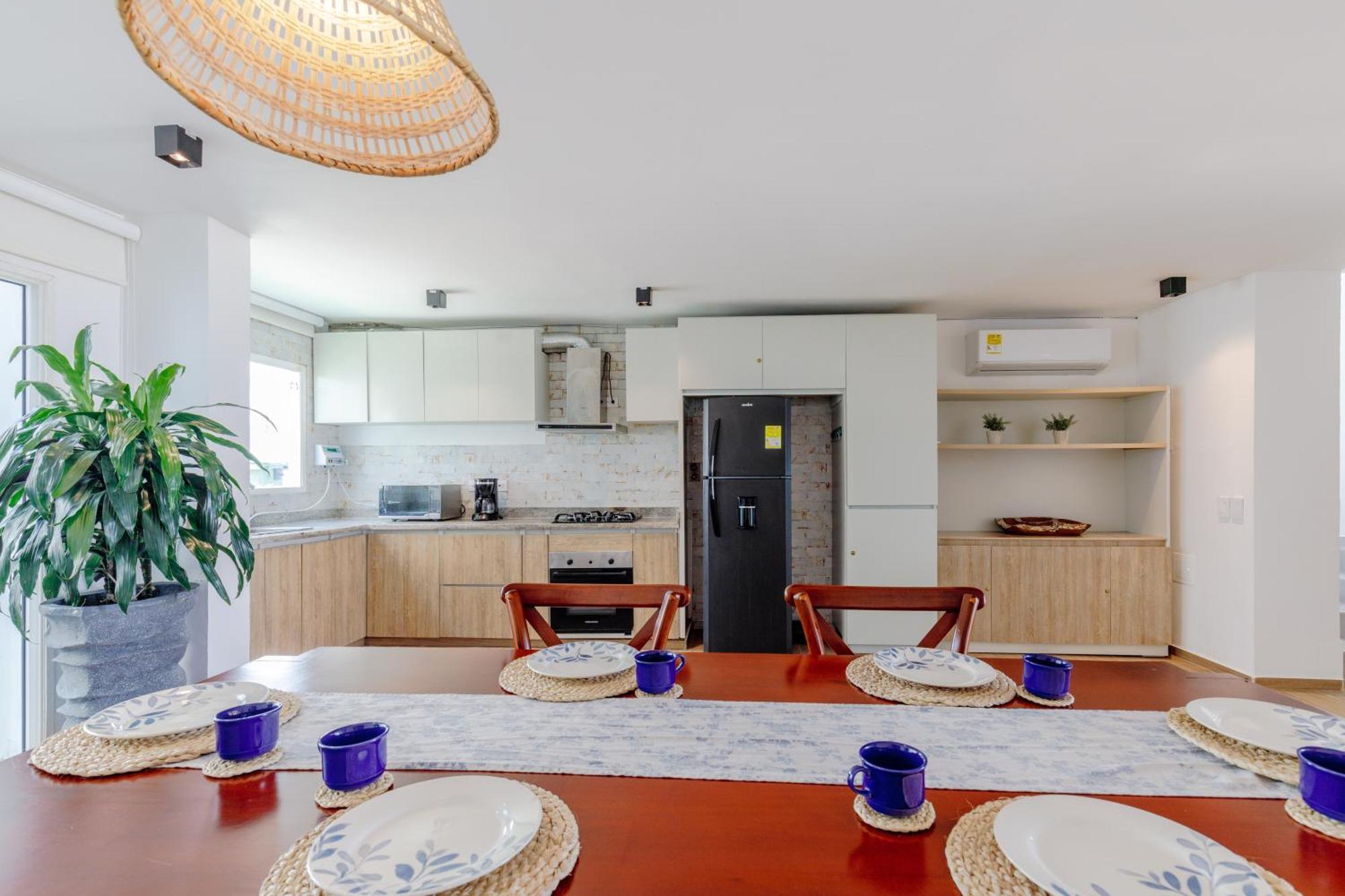 Villa Lux House, Aldaba Selection *